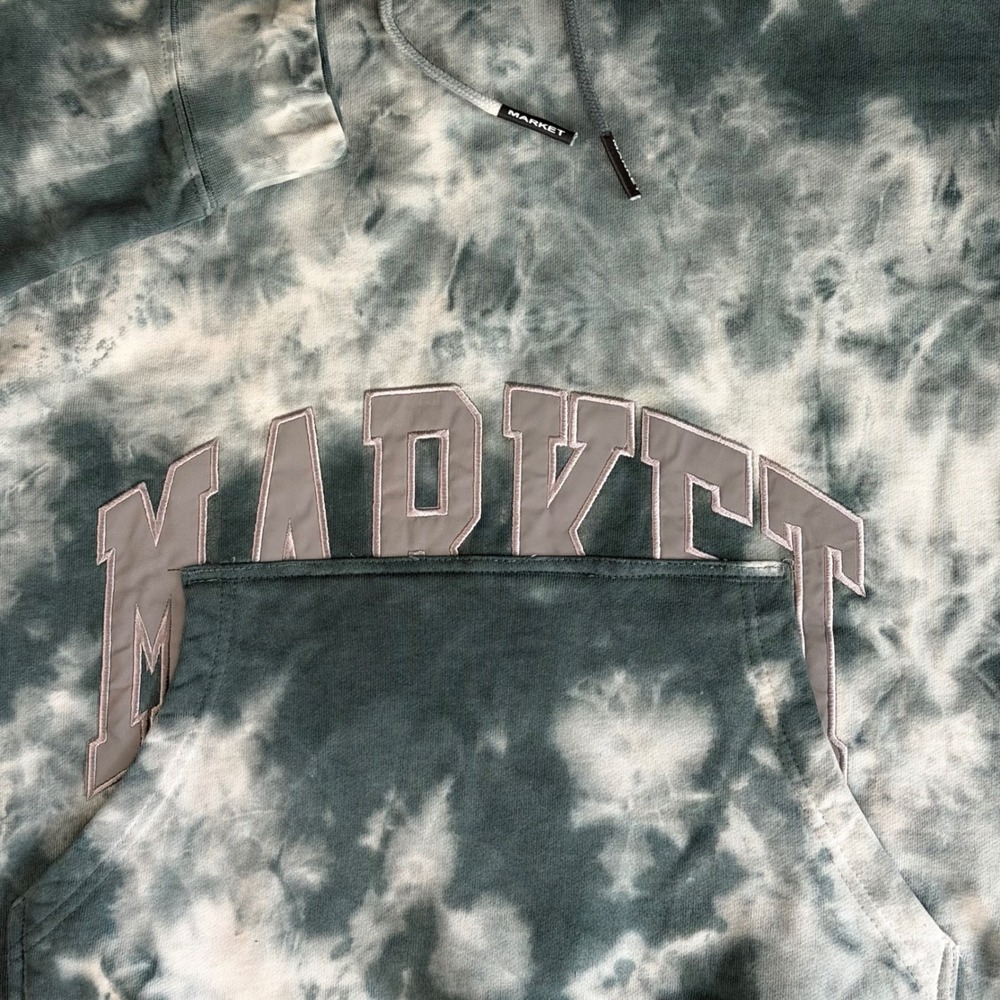 Market Hoodie Mens L Green Tie Dye Arched Logo Pullover Streetwear Skater Urban - Picture 2 of 9